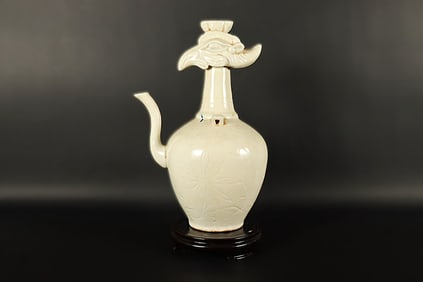 Chinese fine ceramic pot