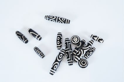 Lots tibetan fine dzi beads