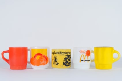 Lots vintage glass cups