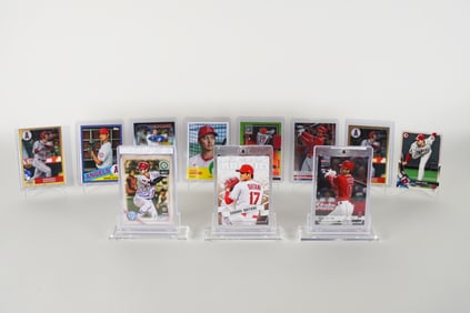 Lots Shohei Ohtani cards