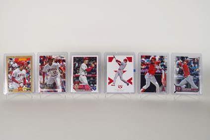 Lots Shohei Ohtani cards