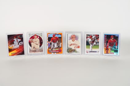 Lots Shohei Ohtani cards