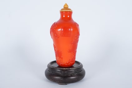 Chinese fine red heavy snuff bottle