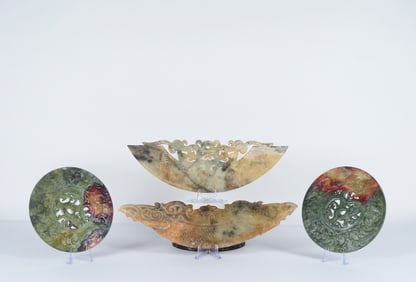 Lots Chinese fine jade carvings