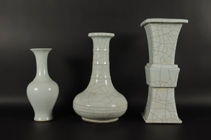 Lots Chinese crackled vase
