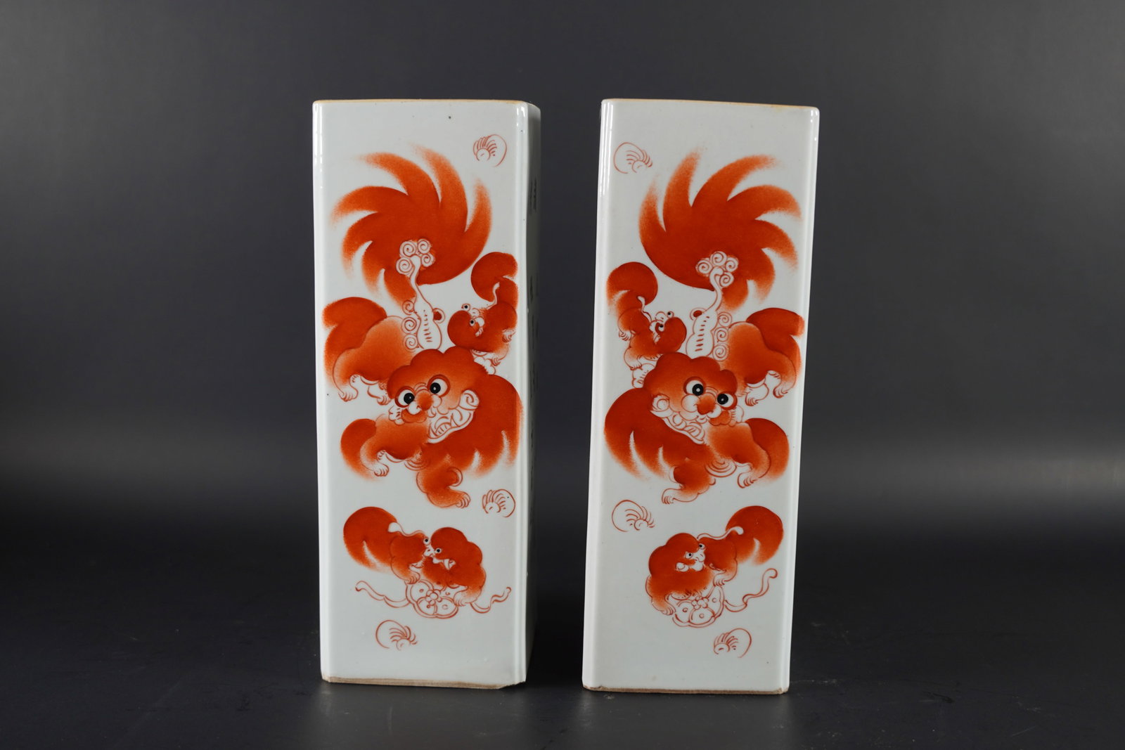 Lots Chinese fine square vase: Lots Chinese fine square vase. H: 11" x W: 4."