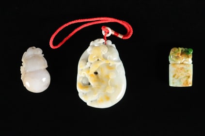 Lots Chinese jade items