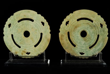 Lots Chinese fine stone carvings.