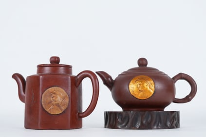 2 Chinese clay teapots