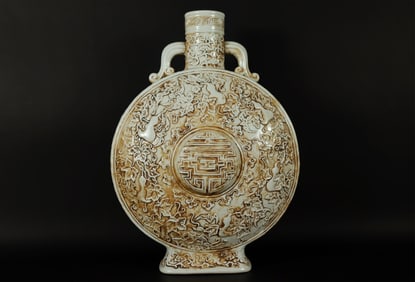 Chinese fine carved large vase