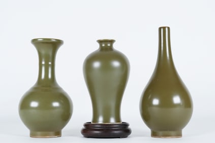 Lots Chinese green vase