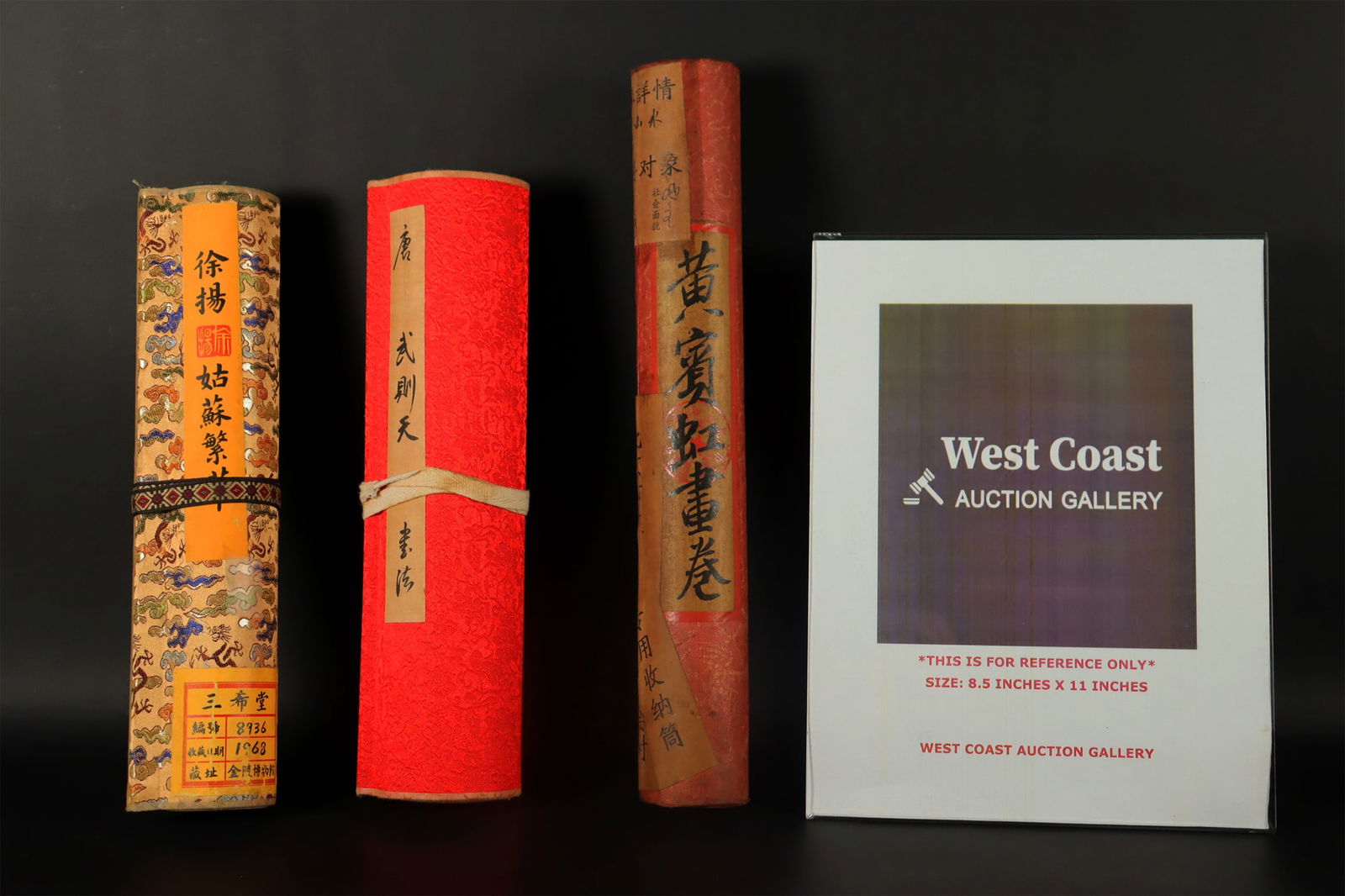 Lots Chinese scrolls: Lots Chinese scrolls.