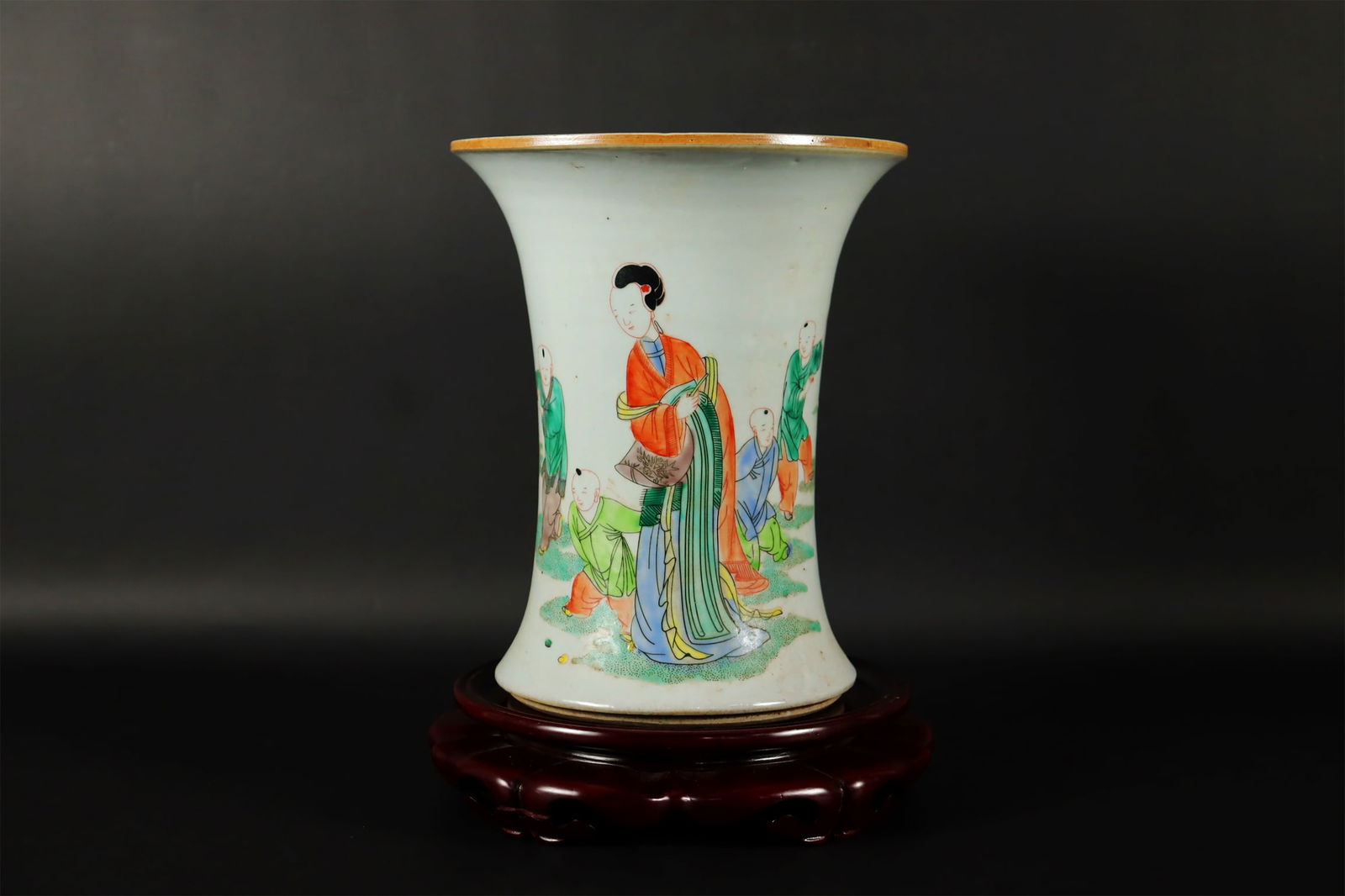 Chinese fine brush pot (1 of 7)