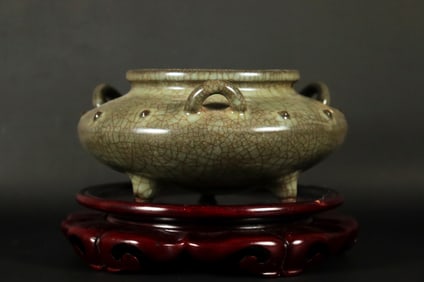 Chinese fine crackled censer