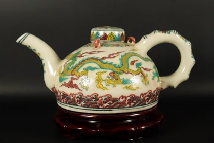 Chinese fine fancy teapot
