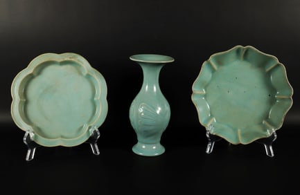 Lots Chinese celadon vase
