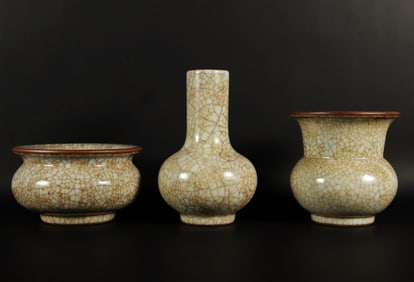 Lots Chinese crackled vase