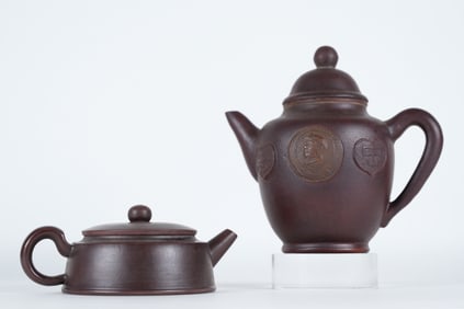 2 Chinese clay teapots