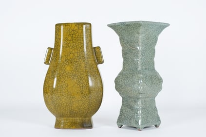 Lots Chinese crackled vase