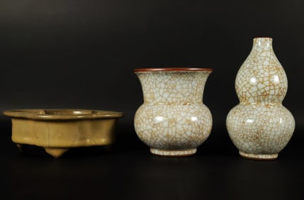 Lots Chinese crackled porcelains
