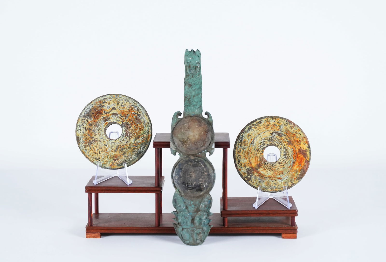 Lots Chinese bronze items (1 of 7)