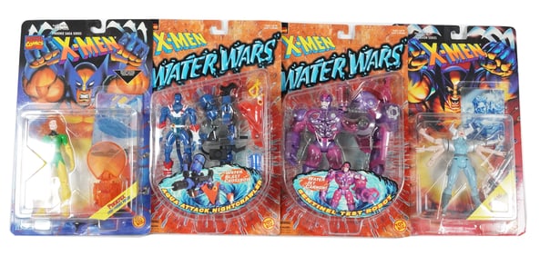 Lots action figures in box