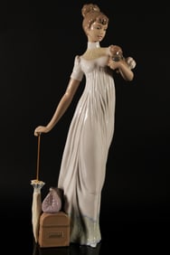 A tall Lladro fine figurine