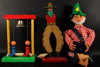 Lots vintage items
