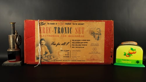 Lots vintage items