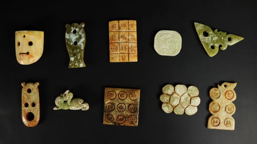 Lots Chinese carved ornaments