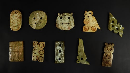 Lots Chinese carved ornaments