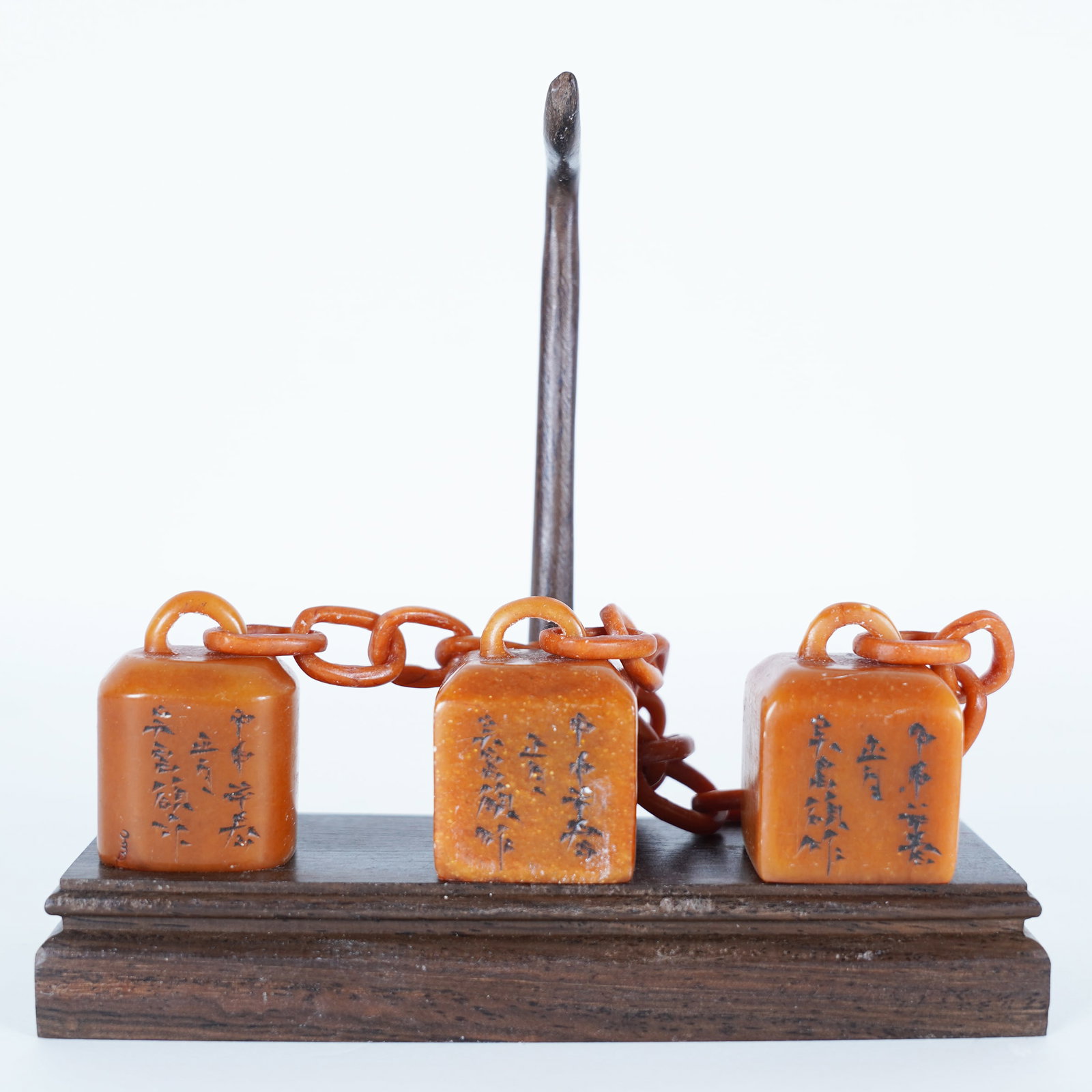 Lots Chinese fine stone seals (1 of 8)