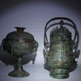 Lots Chinese bronze vessels