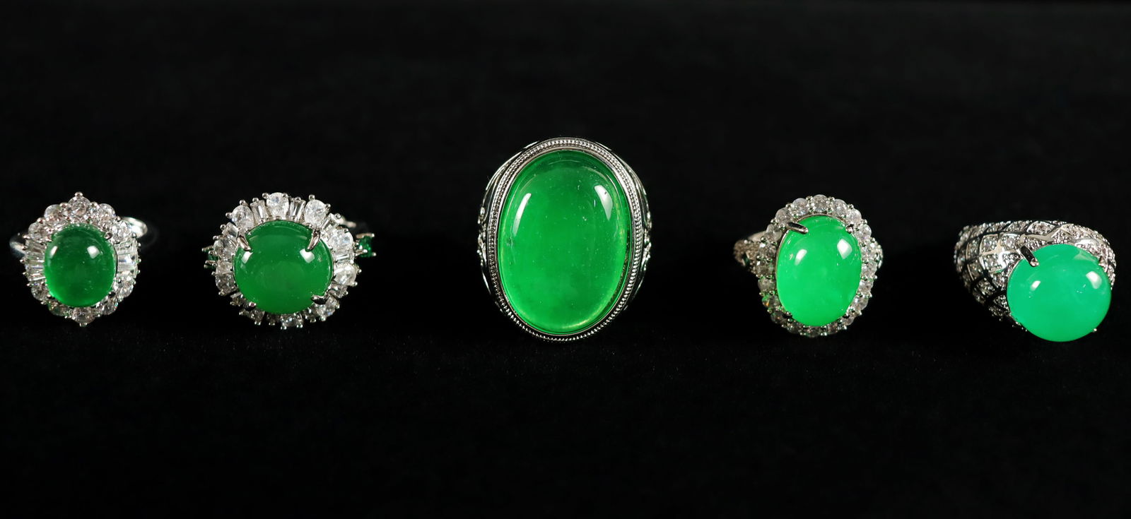 Lots Chinese fine items (1 of 9)