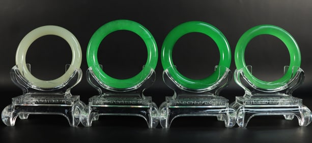 Lots Chinese apple green bangles