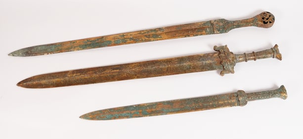 Lots Chinese bronze swords