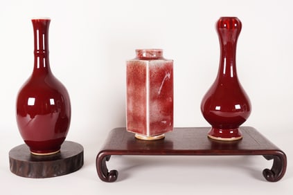 Lots Chinese red vase