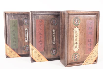 Lots Chinese scrolls in box