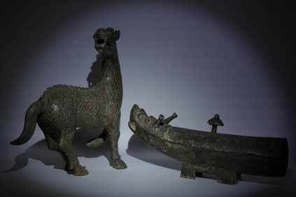 Lots Chinese bronze vessels