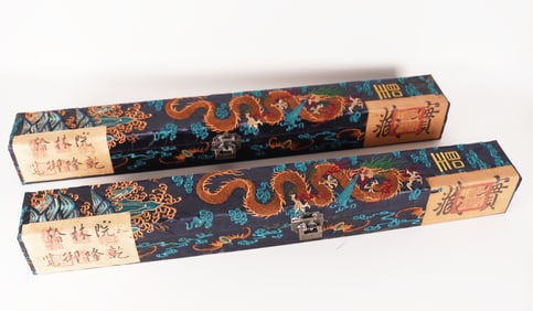 Lots Chinese art in silk boxes