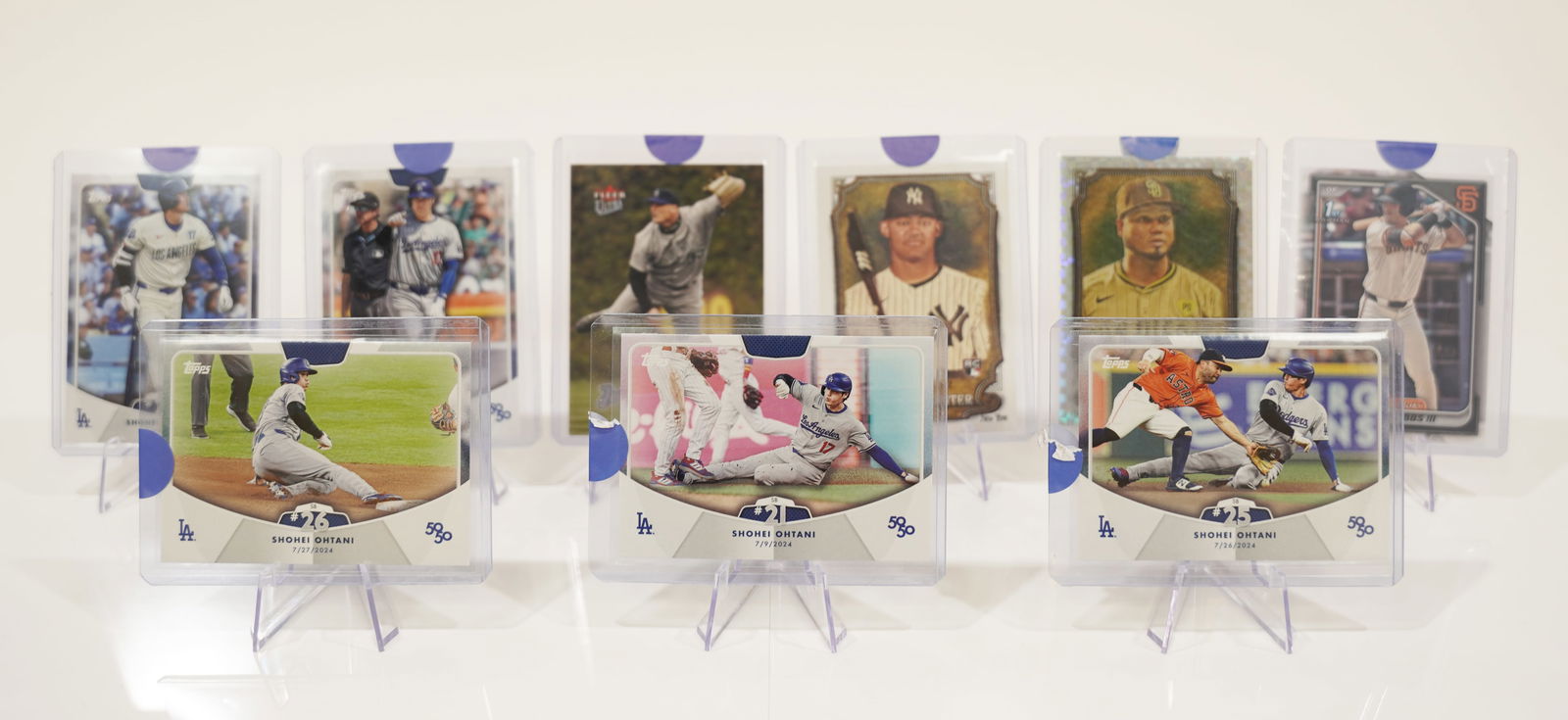 Lots MLB baseball cards (1 of 7)