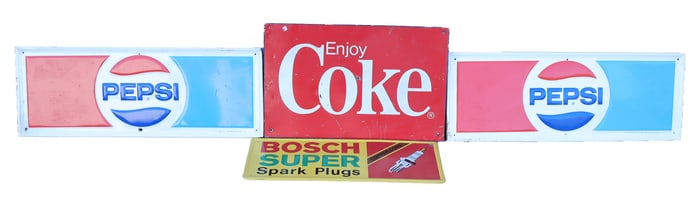 Lots antique metal signs