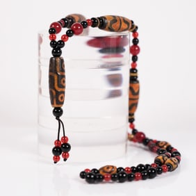 Tibetan fine dzi bead