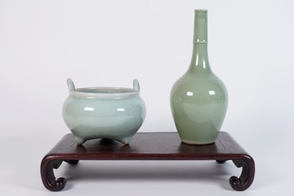 2 Chinese green porcelains
