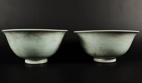 2 Chinese large white bowls