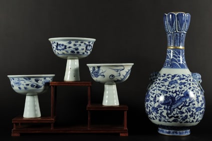 Lots Chinese b/w porcelains