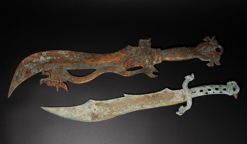 2 Chinese bronze vessel