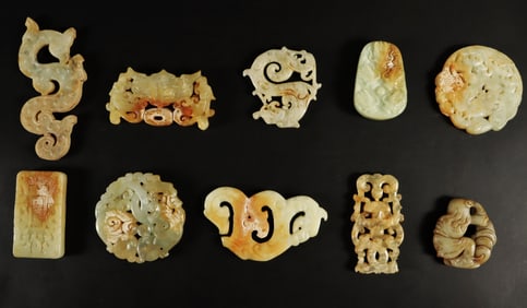 Lots Chinese carvings