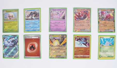 Lots Pokemon cards