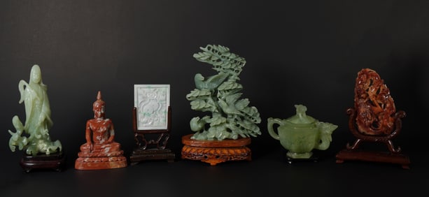 Lots Chinese carved items